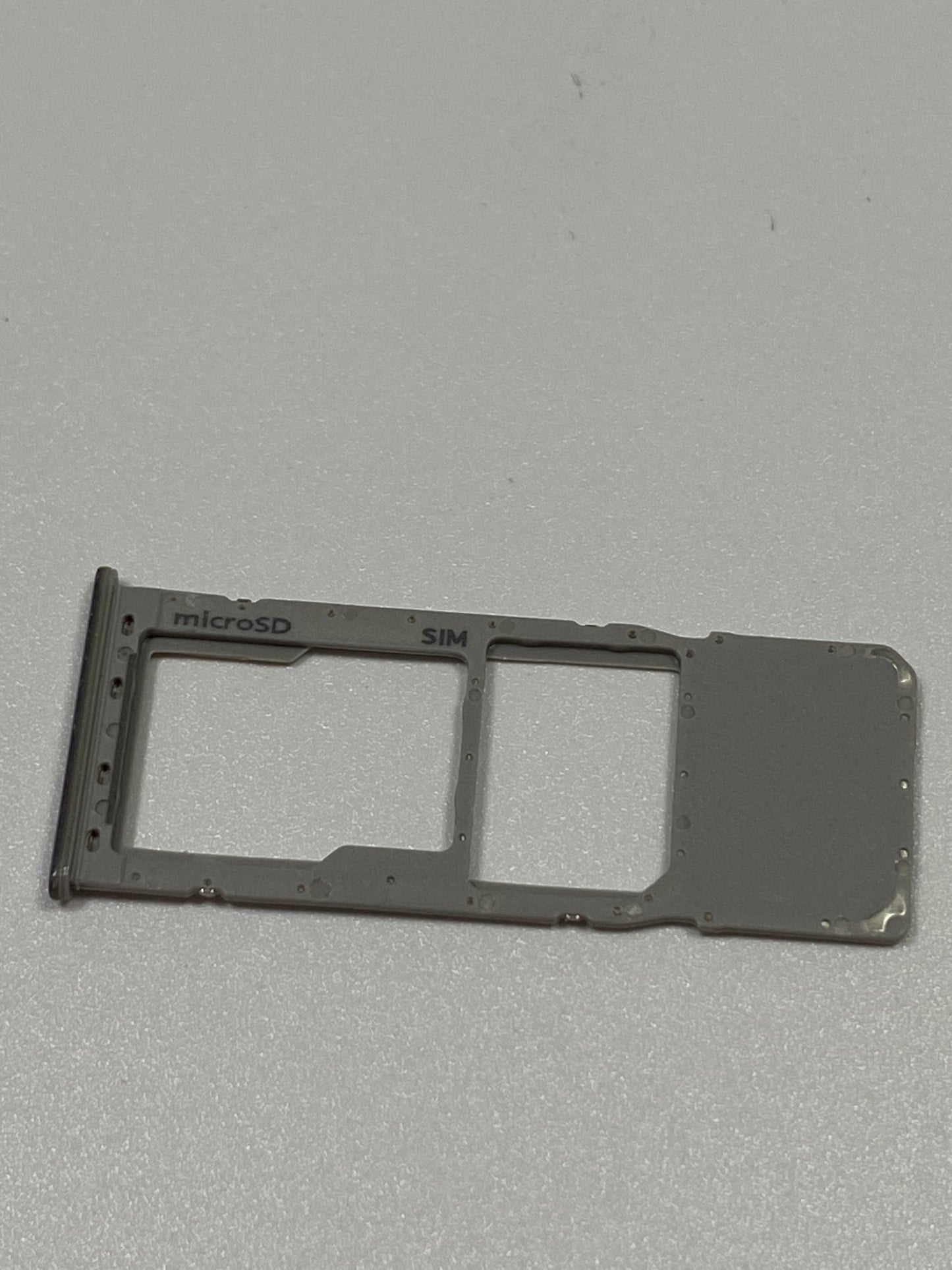 Single Sim Tray For Samsung Galaxy A20 (A205/2019)/A30 (A305/2019)/A50 (A505/2019) (Silver) (OEM) - image 2
